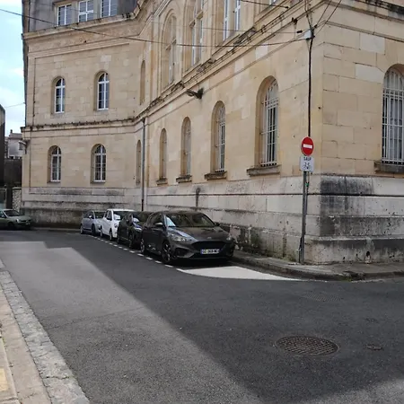 Joli En Centre Et Au Calme Lägenhet Agen